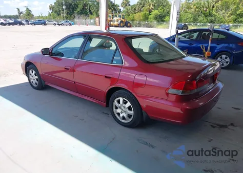 2002 Honda Accord 2.3 Ex z USA, uszkodzony, nr VIN 1HGCG55642A109353